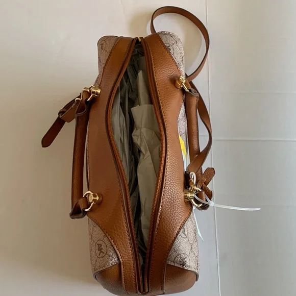 ANNE KLEIN. NWT. New Anne Klein logo design w/a varsity stripe down its … - Picture 8 of 12